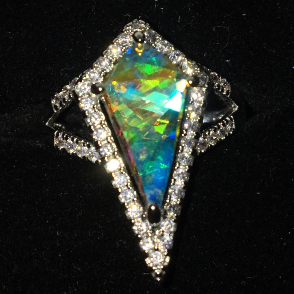 Fragrant Jewels ring unicorn tears collection